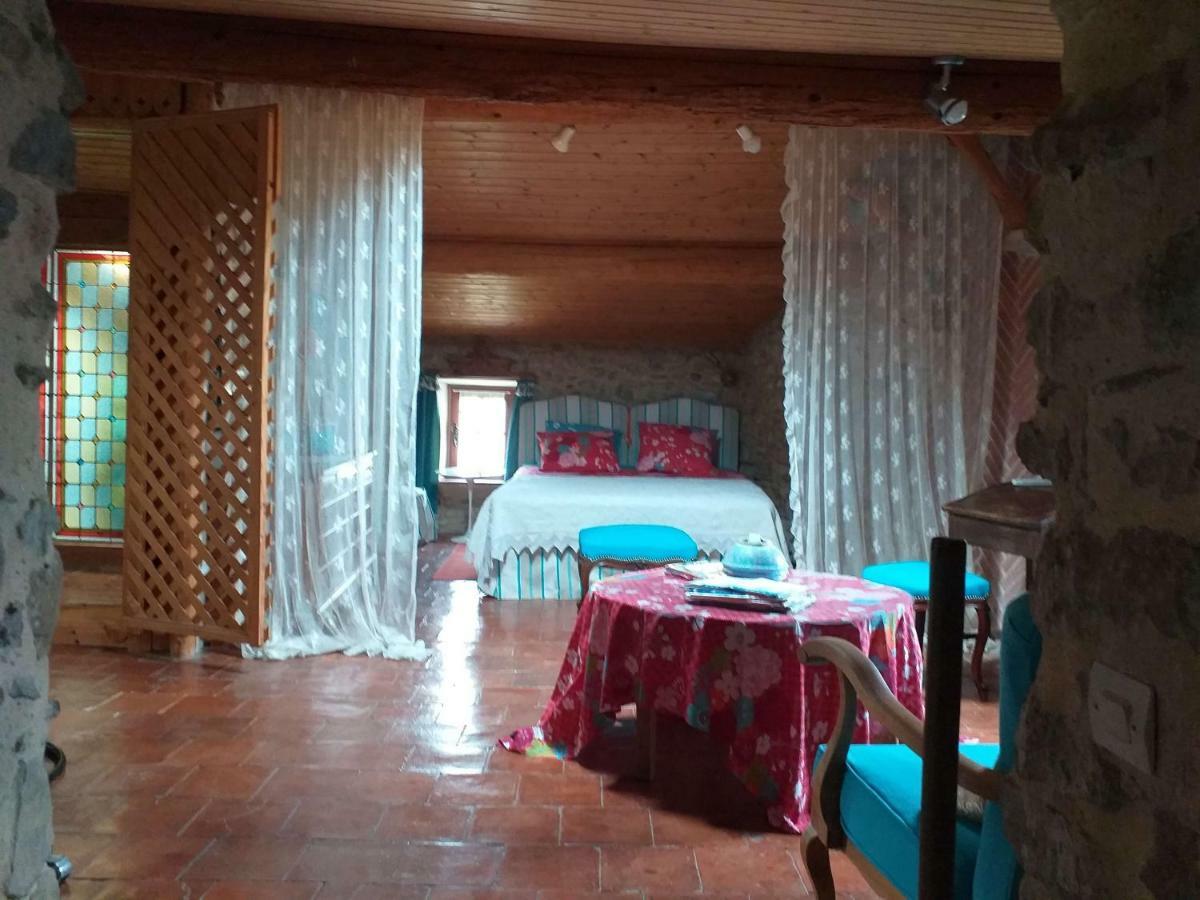 Riverside Home Cottage Треб Экстерьер фото