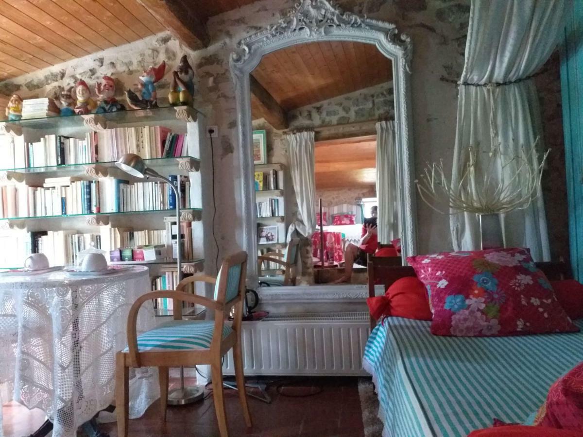 Riverside Home Cottage Треб Экстерьер фото